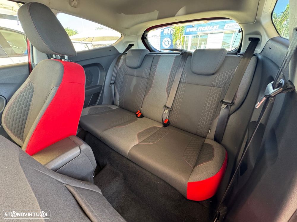 Ford Fiesta 1.0 EcoBoost S&S ST-LINE - 22