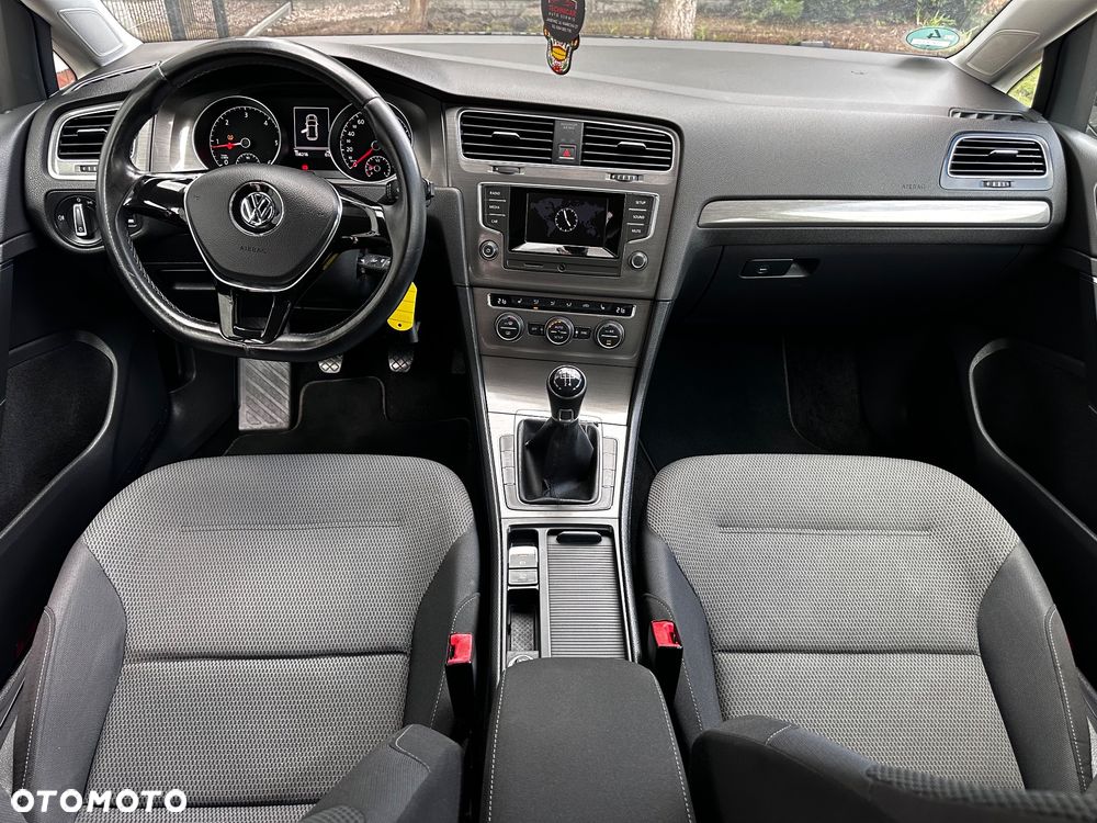Volkswagen Golf 1.6 TDI BlueMotion Technology Comfortline - 28