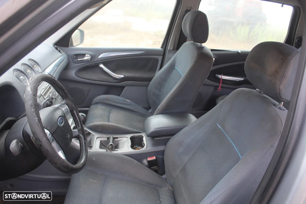 Ford S-Max 1.8 TDCi Titanium 7L - 6
