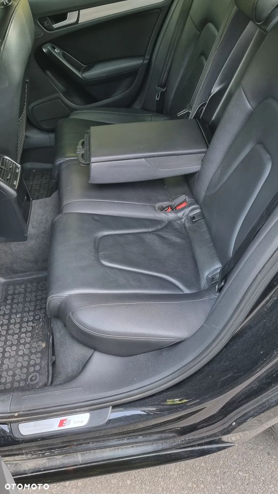 Audi A4 Limousine - 6