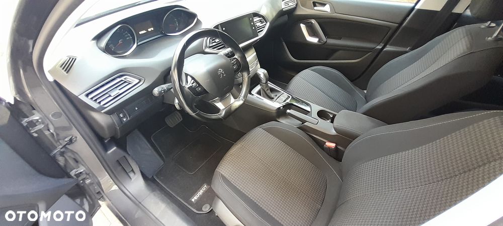 Peugeot 308 1.6 BlueHDi Active S&S EAT6 - 21