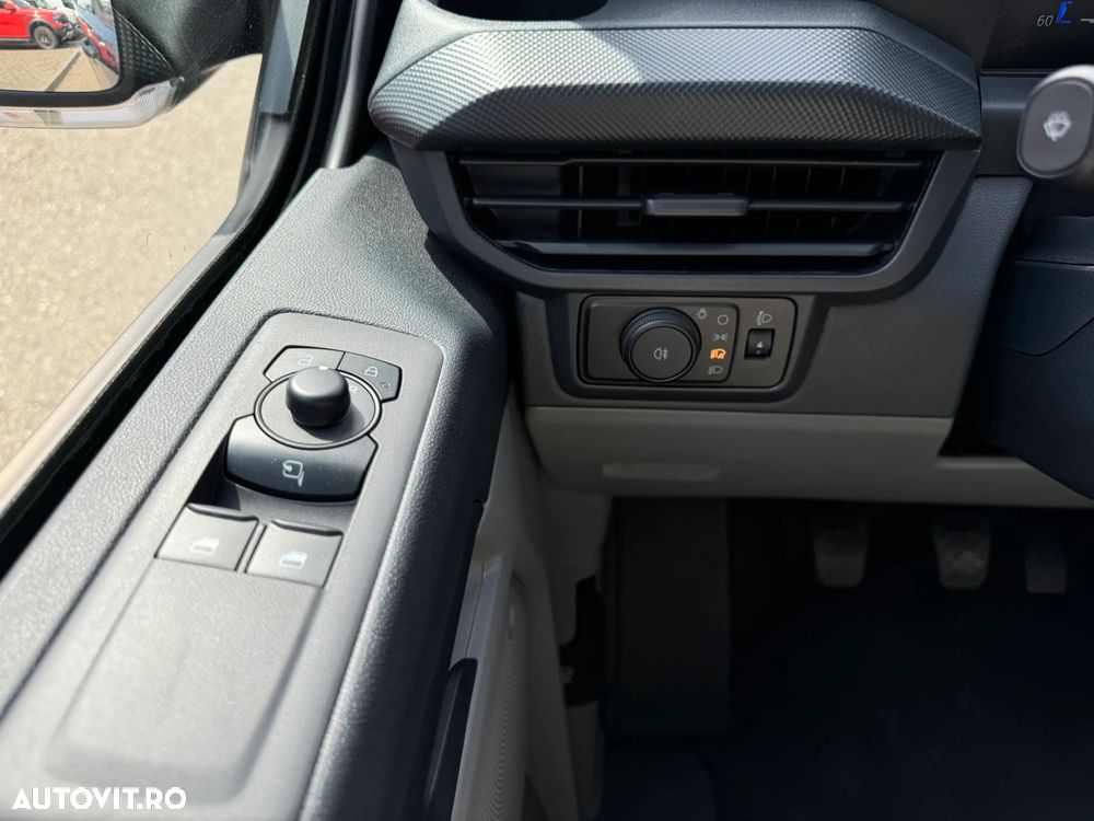 Ford Transit Custom Kombi 320 2.0 EcoBlue 150 CP L2H1 Trend - 18