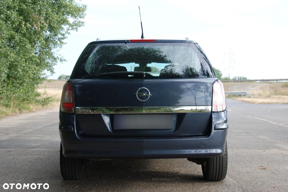 Opel Astra 1.6 - 11