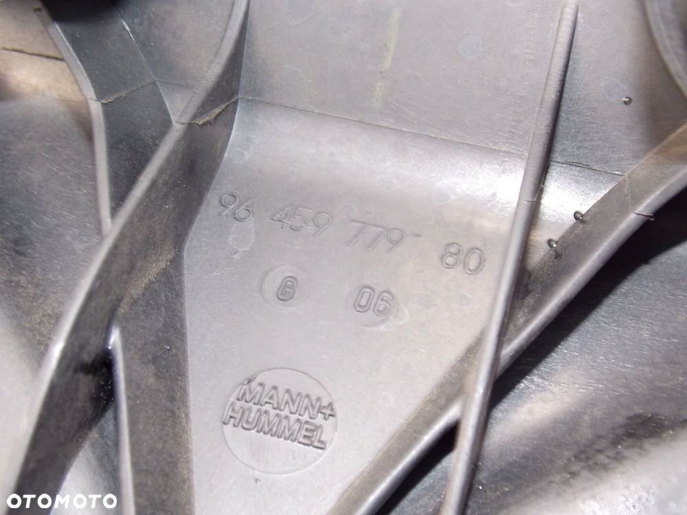 pokrywa zaworów peugeot 407 c5 2.0 hdi 9635977980 - 3