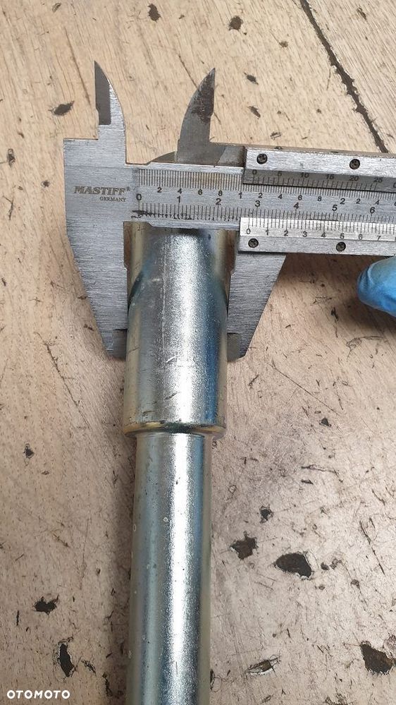 Oryginalna Oś Ośka Koła Przedniego Suzuki GSX-R 750 / 1100   54711-17D00 - 7