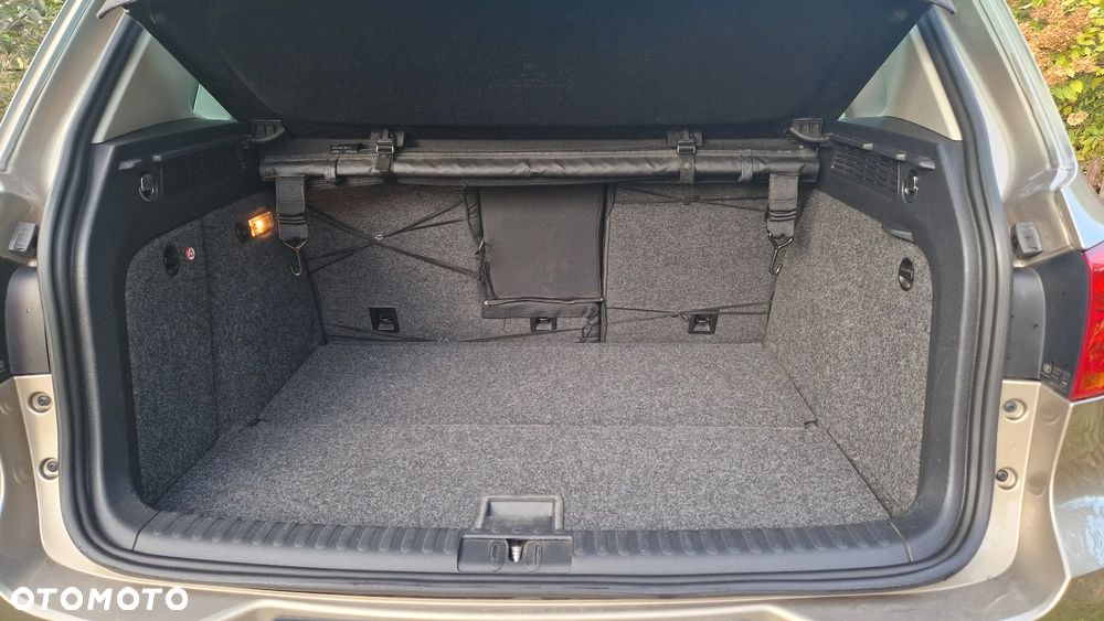 Volkswagen Tiguan 2.0 TDI DPF 4Motion BlueMotion Technology DSG Sport & Style - 6