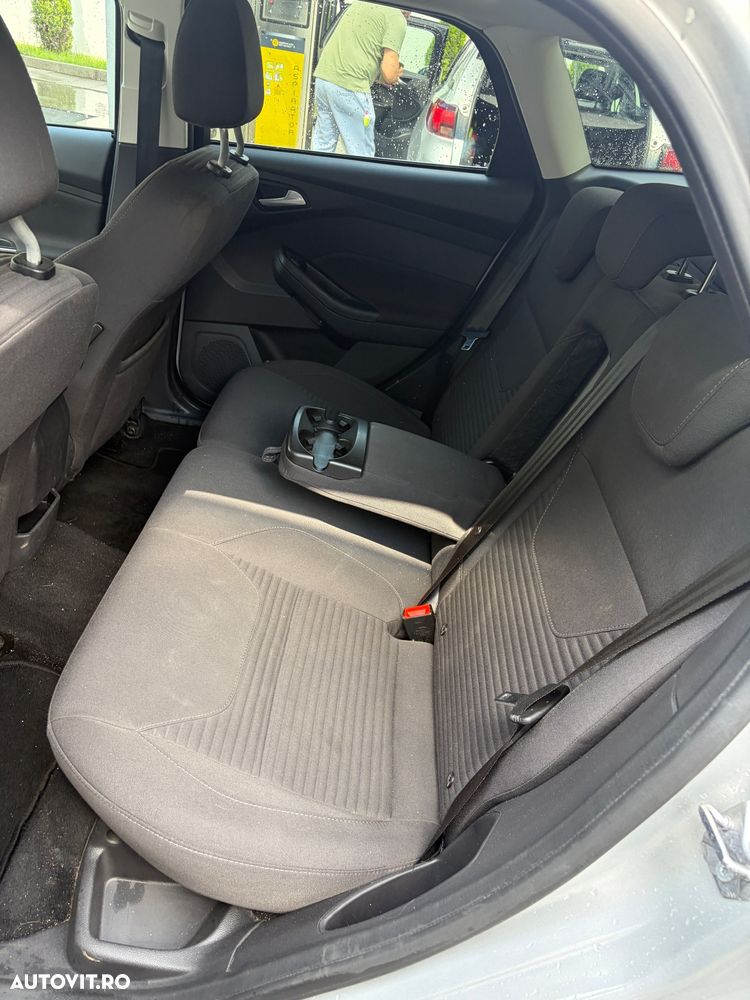 Ford Focus 1.5 EcoBoost Titanium - 19
