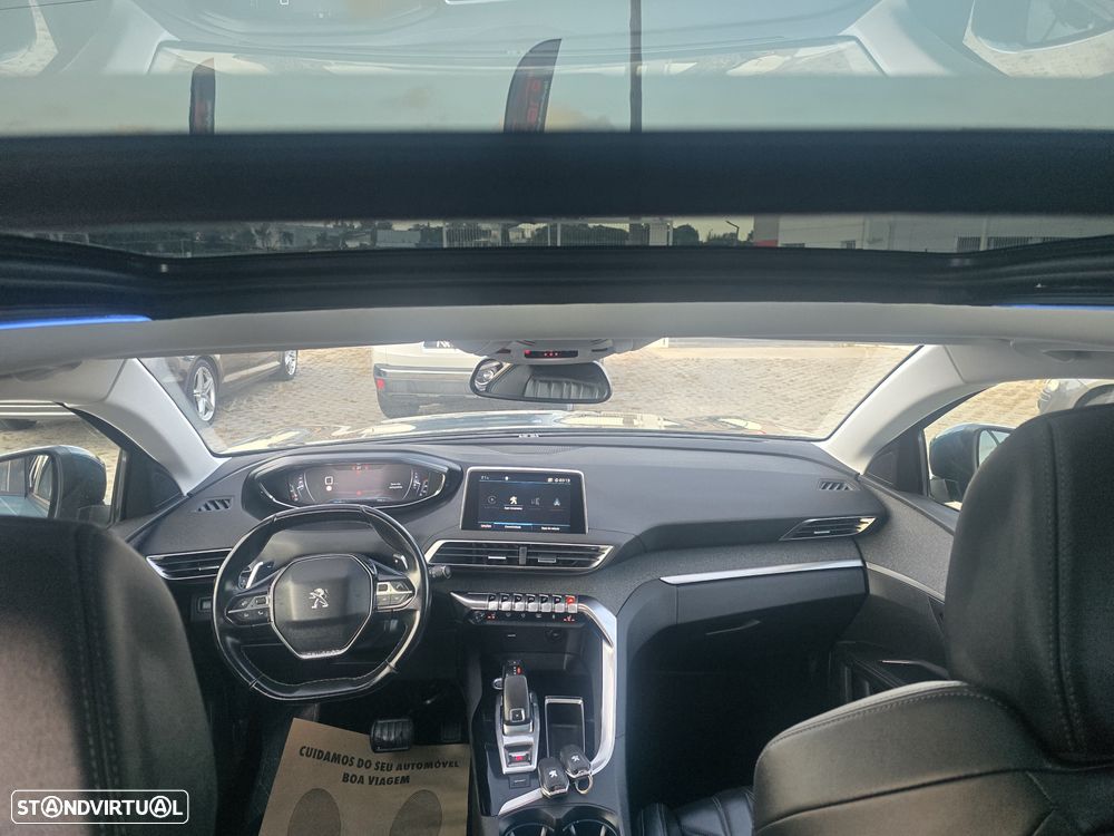 Peugeot 5008 1.5 BlueHDi Allure EAT8 - 41
