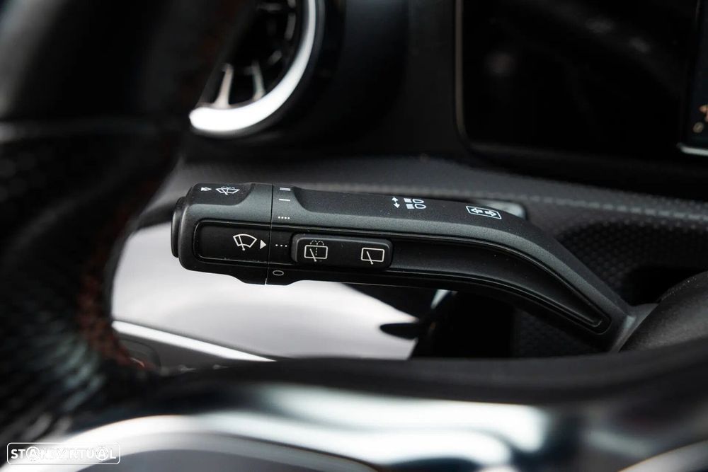 Mercedes-Benz CLA 180 - 12