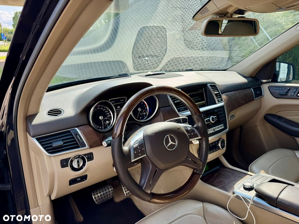 Mercedes-Benz ML 350 BlueTEC 4MATIC 7G-TRONIC - 22