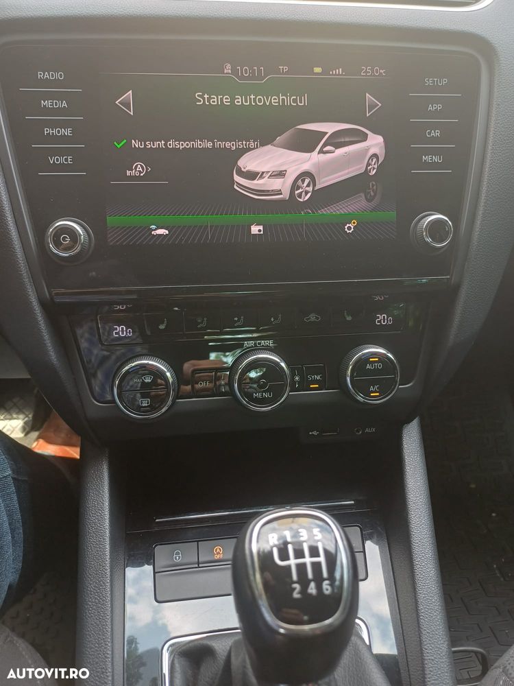Skoda Octavia 2.0 TDI ELEGANCE - 7
