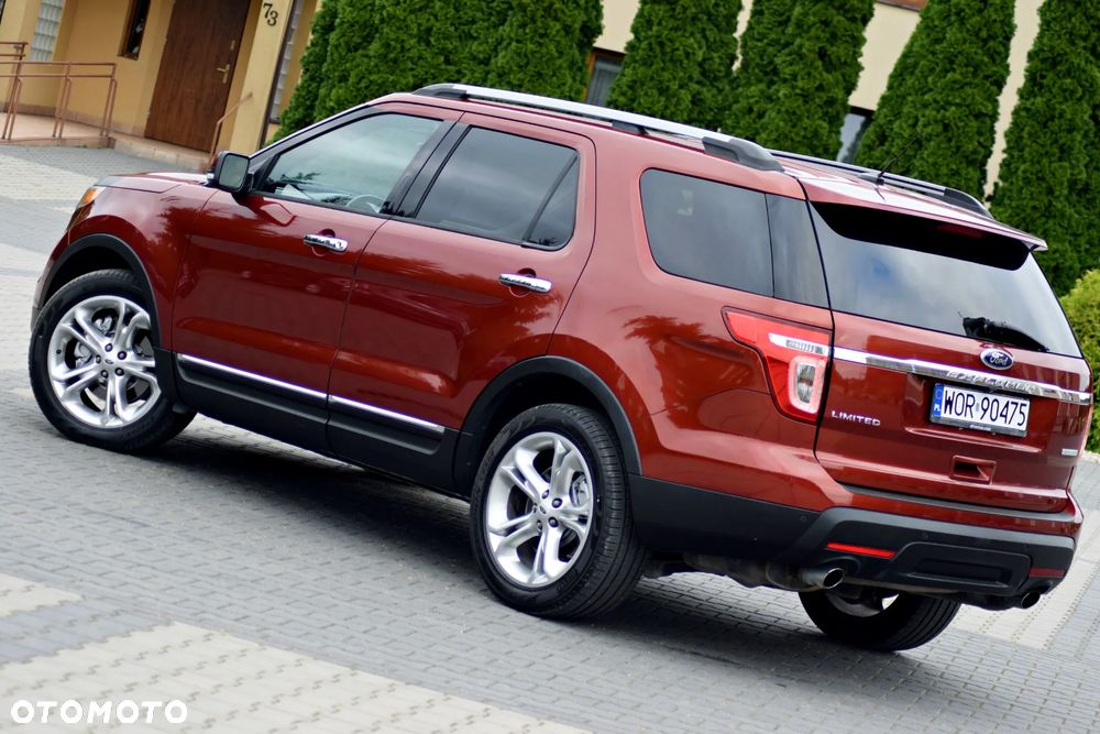 Ford Explorer EcoBoost Plug-in Hybrid PLATINUM - 13