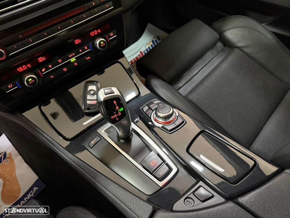 BMW 520 d Auto - 33