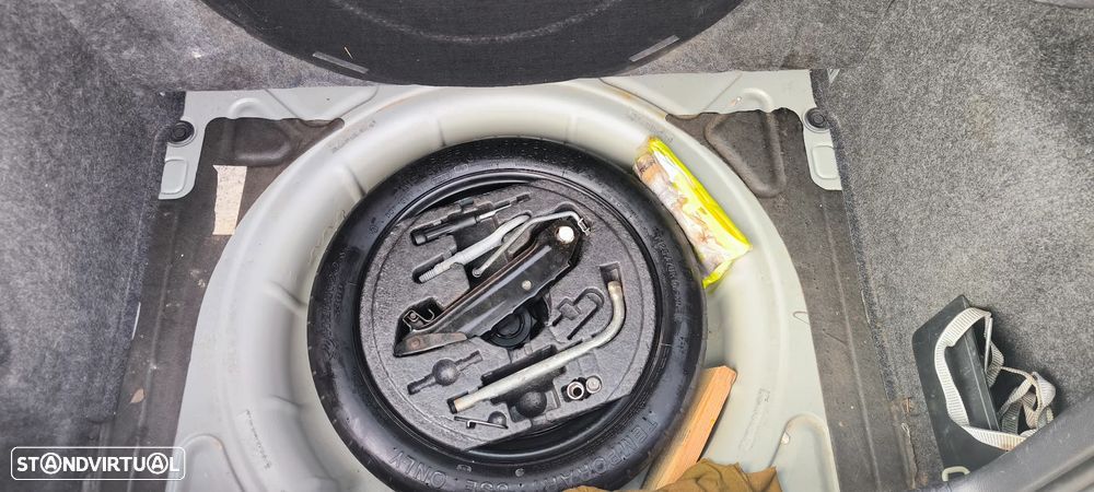 VW Golf 1.9 TDi 6V Trendline AC - 6