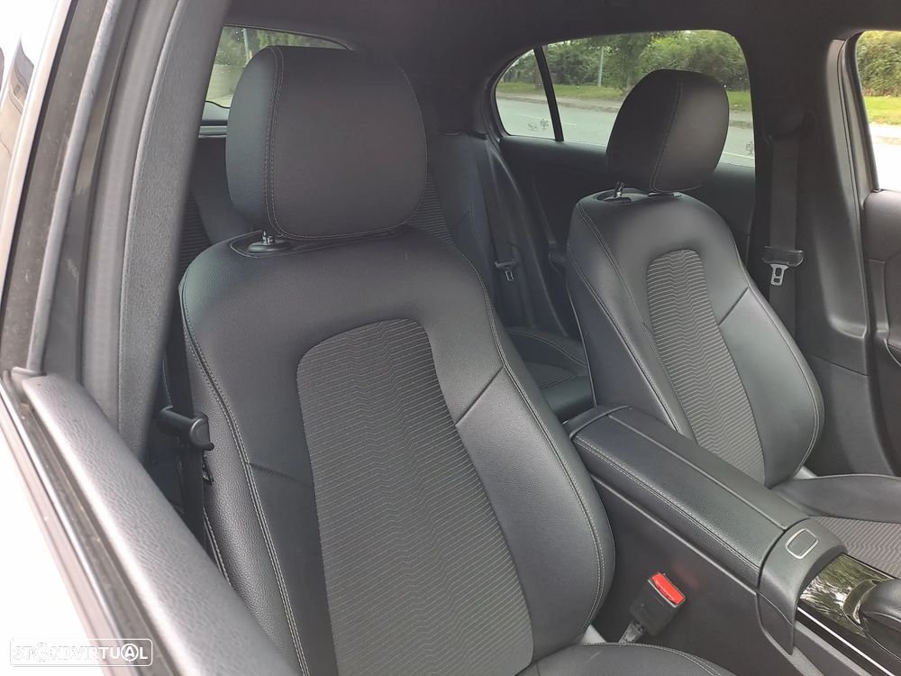 Mercedes-Benz A 180 d Progressive Aut. - 13