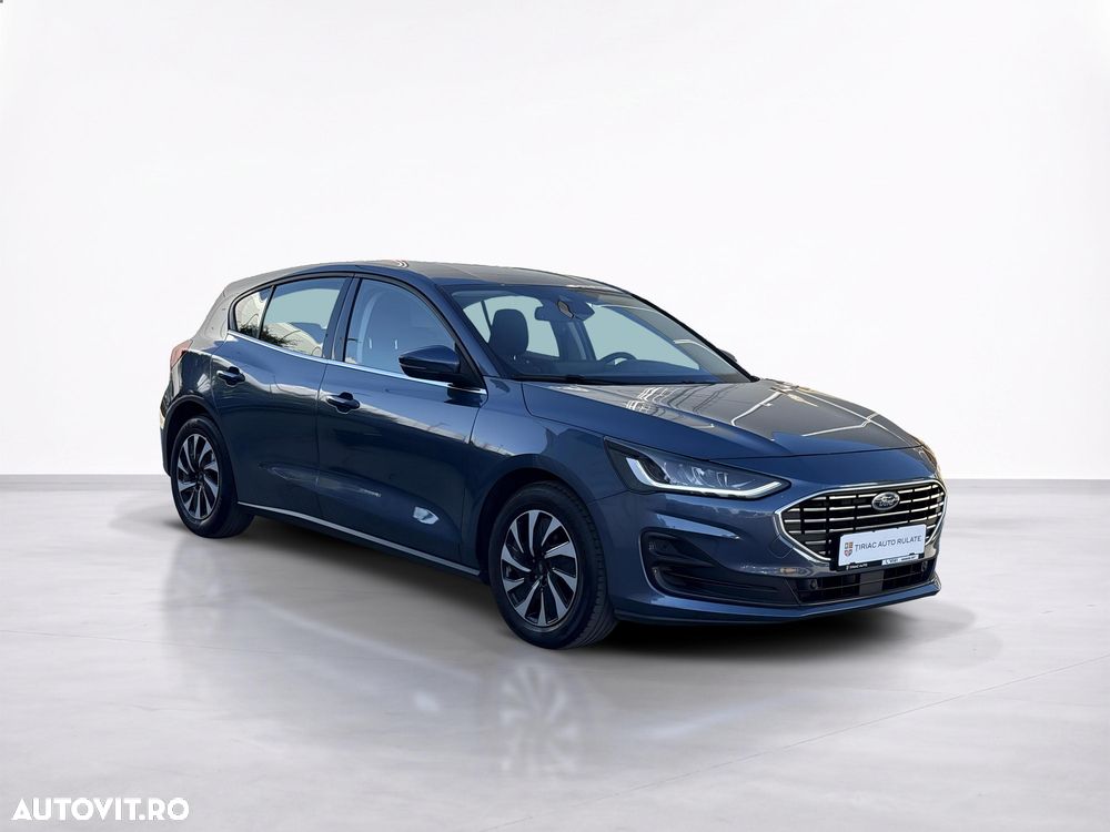 FORD Focus 2023 — imagine 7