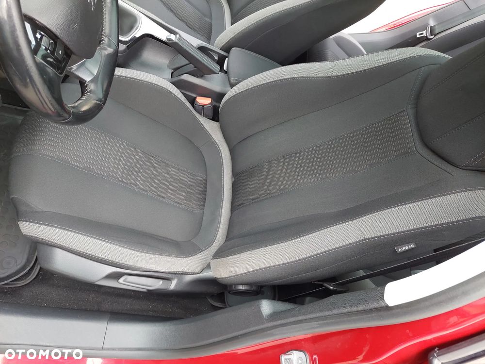 Peugeot 308 1.2 PureTech Style S&S - 23