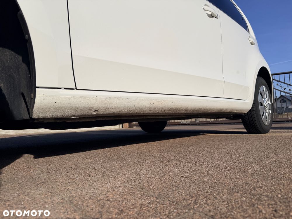 Volkswagen up! 1.0 move - 18