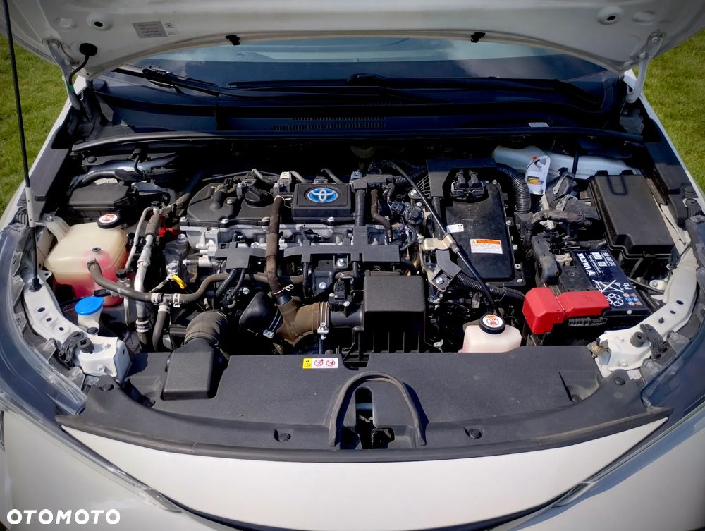 Toyota Corolla 1.8 Hybrid Comfort - 18