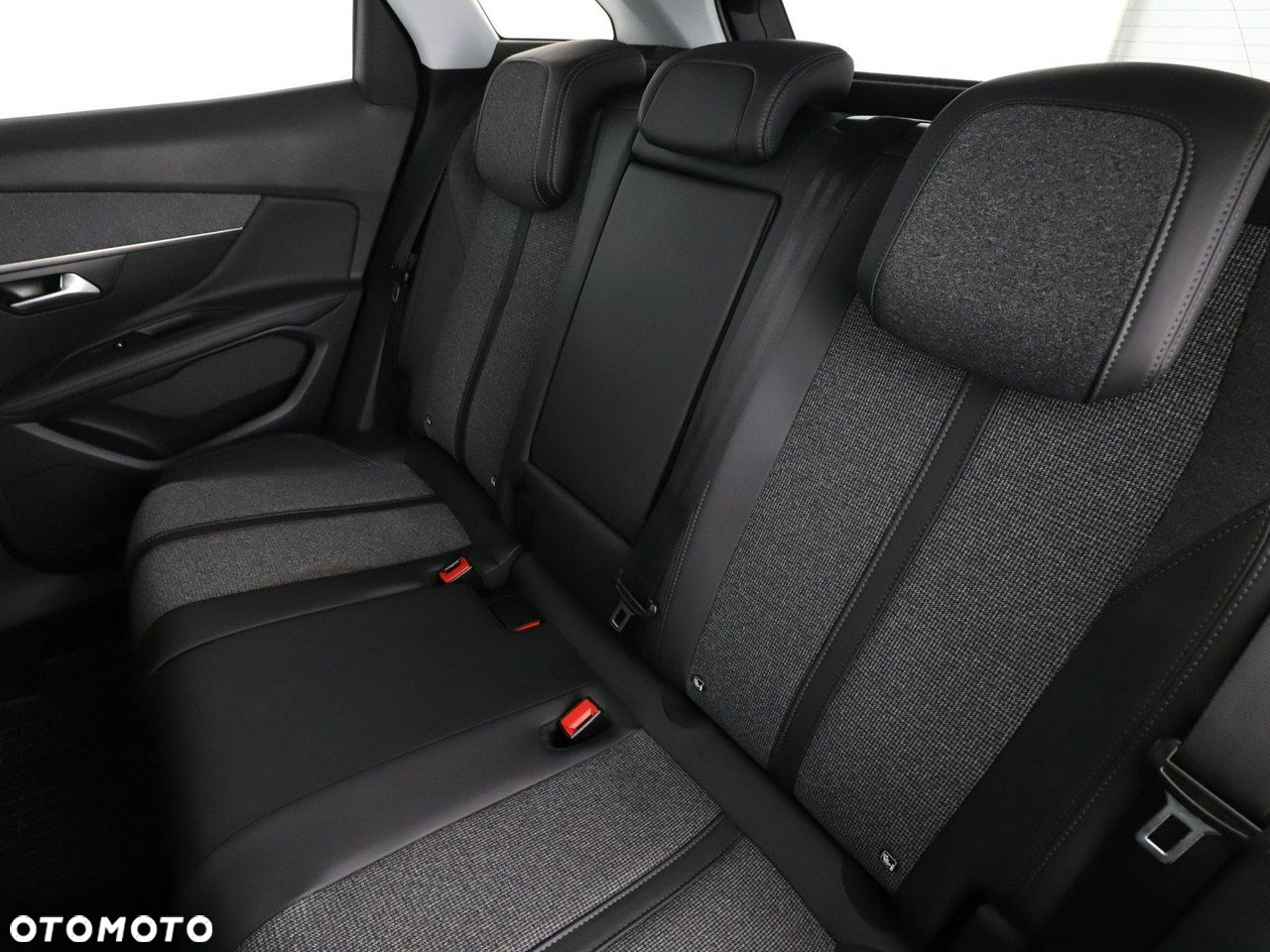 Peugeot 3008 1.2 PureTech Allure - 17