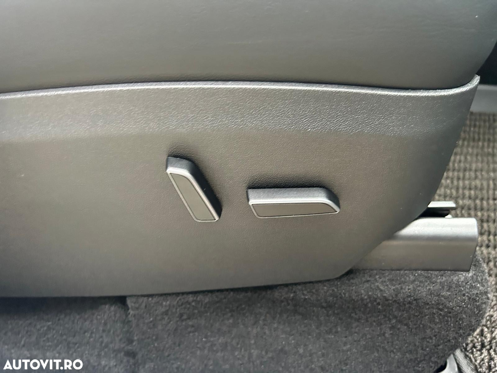 Tesla Model Y AWD Long Range - 18