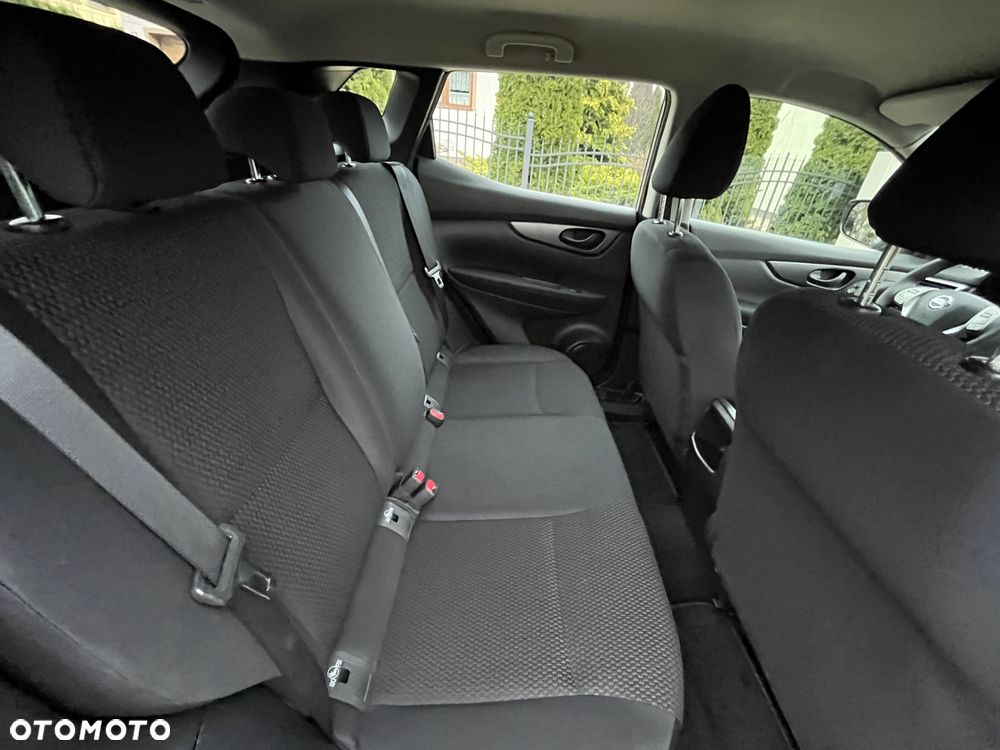 Nissan Qashqai 1.2 DIG-T Visia EU6 - 10