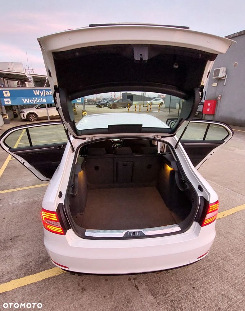 Skoda Superb 1.4 TSI ACTive - 19