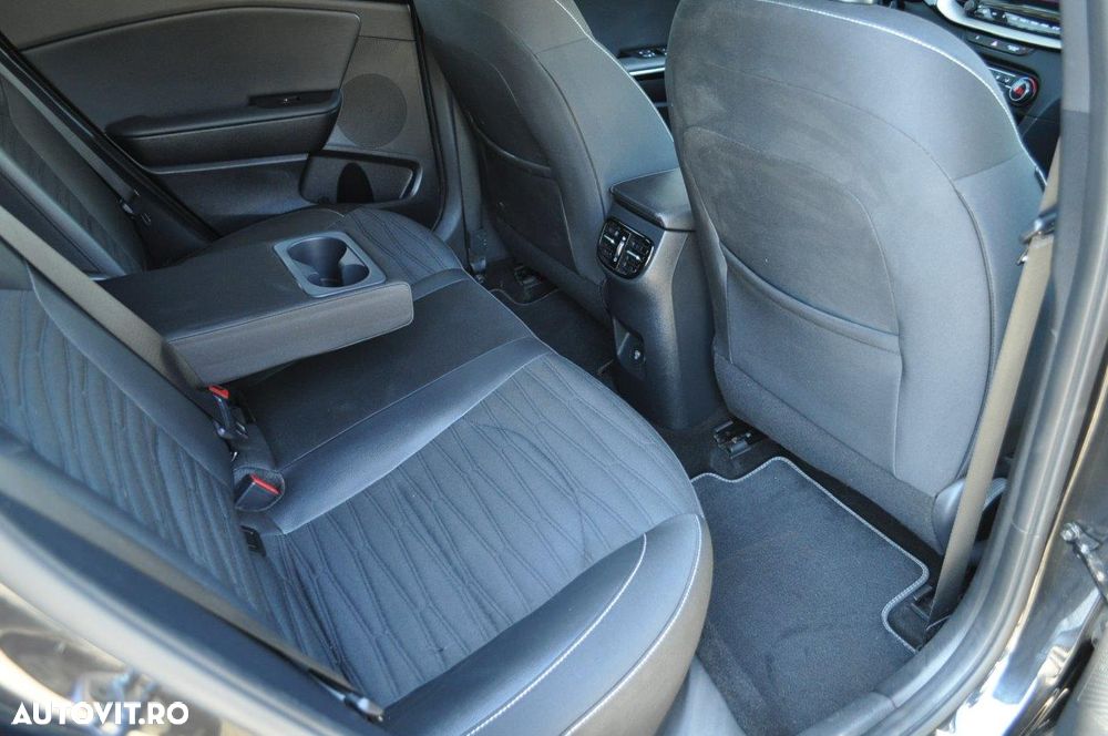 Kia Ceed 1.5 T-GDI DCT7 OPF GT Line - 18