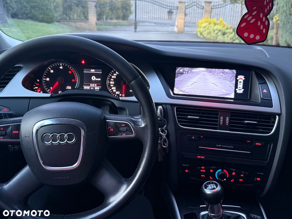 Audi A4 Limousine 2.0 TDI - 8