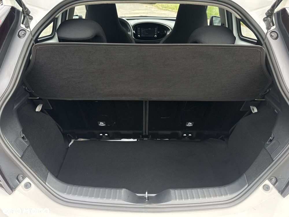 Toyota Aygo X 1.0 VVT-i Comfort CVT - 33