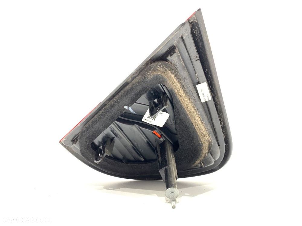 LAMPA TYŁ PRAWA WEWNĘTRZNA  RENAULT CAPTUR I (J5_, H5_) 2013 - 2022 1.2 TCe 120 87 kW [118 KM] - 2