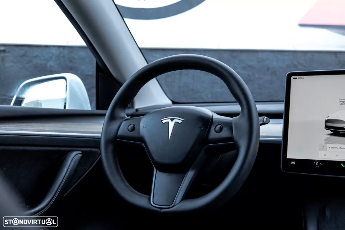 Tesla Model Y Tração Traseira - 14