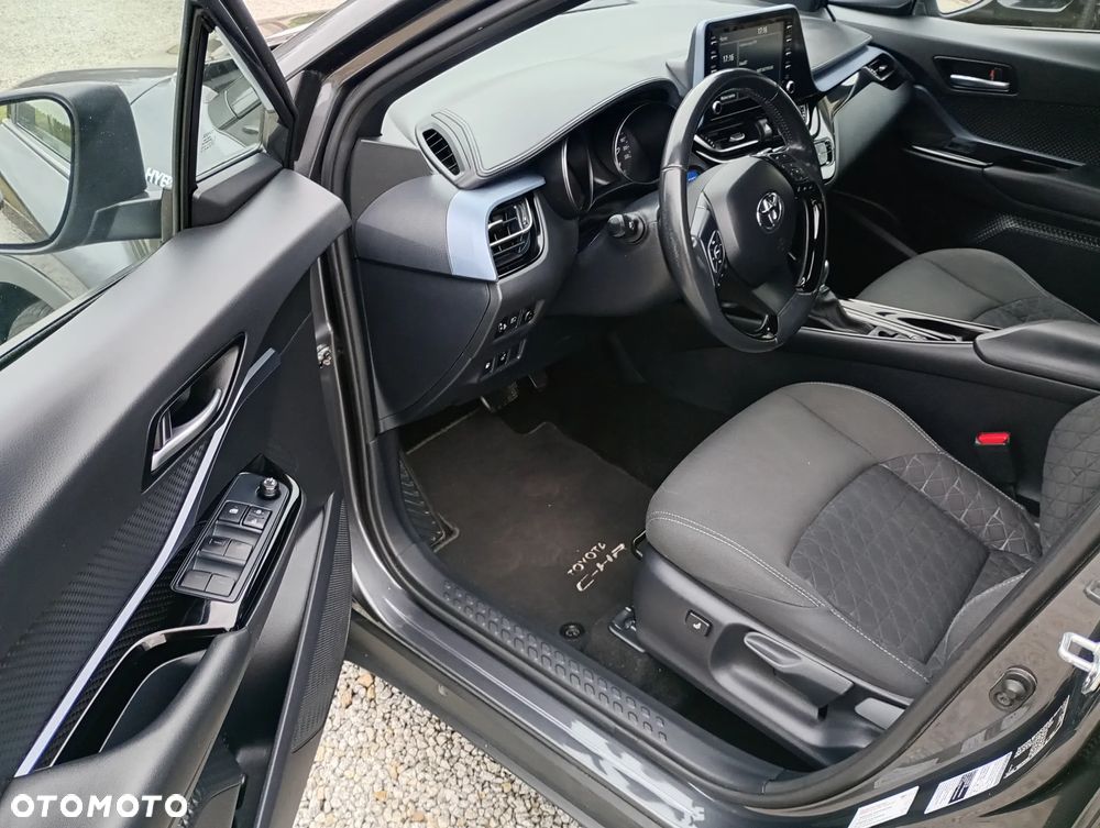 Toyota C-HR 2.0 Hybrid Executive - 9