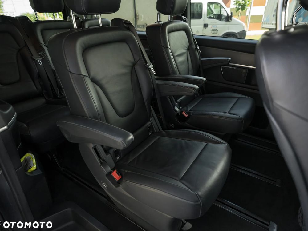 Mercedes-Benz Klasa V 250 (BlueTEC) d extralang 7G-TRONIC Avantgarde - 22