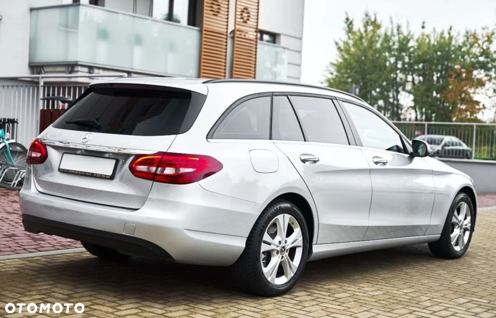 Mercedes-Benz Klasa C 200 (BlueTEC) d 7G-TRONIC - 19