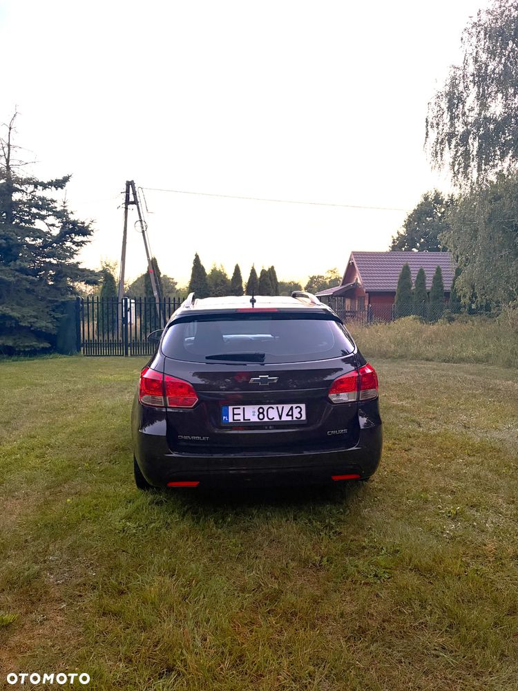Chevrolet Cruze 1.6 LT - 12
