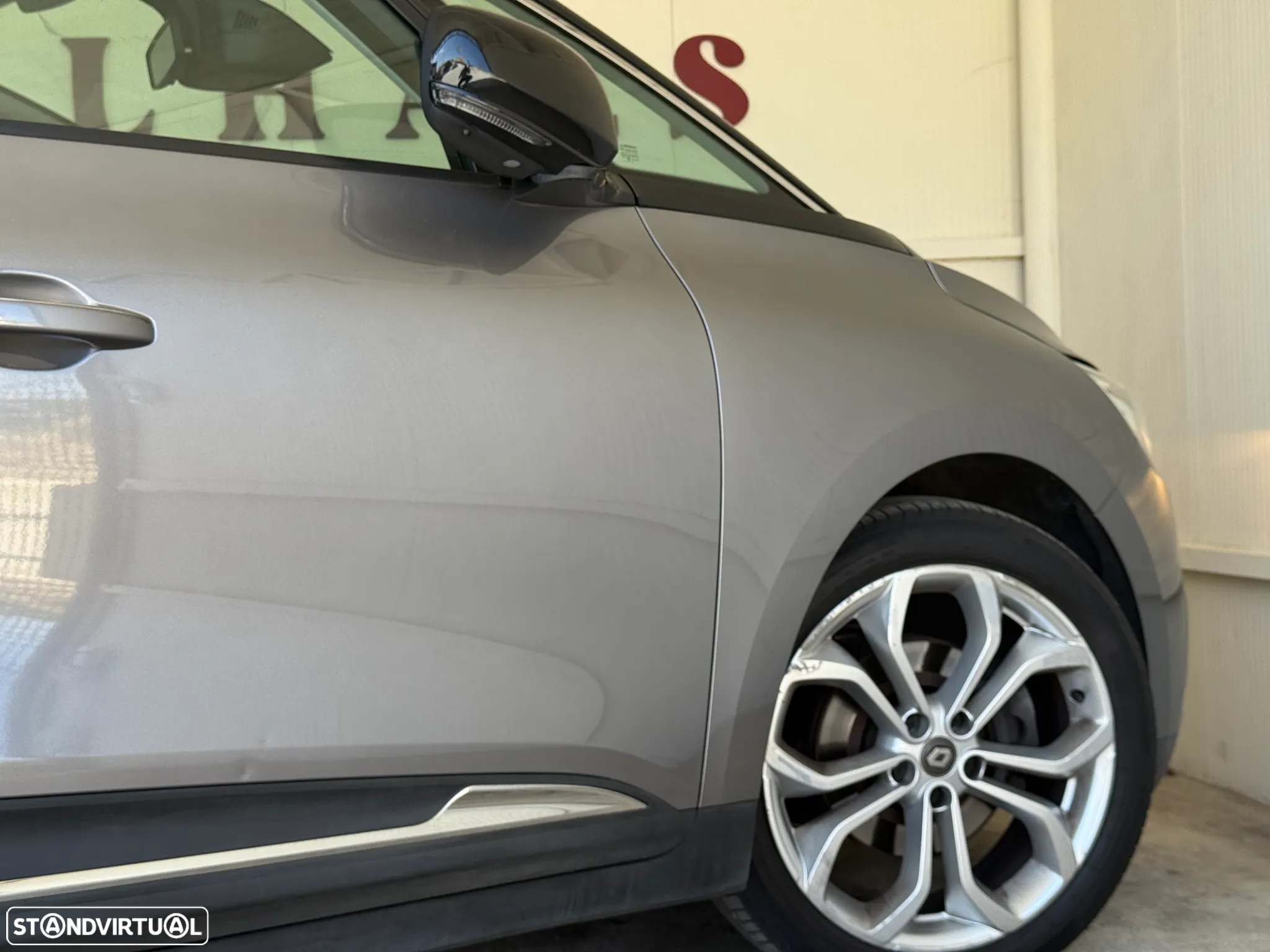 Renault Grand Scénic ENERGY dCi 110 EDC INTENS - 16