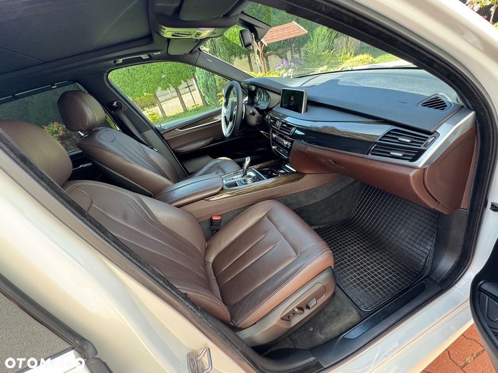 BMW X5 xDrive35i - 23