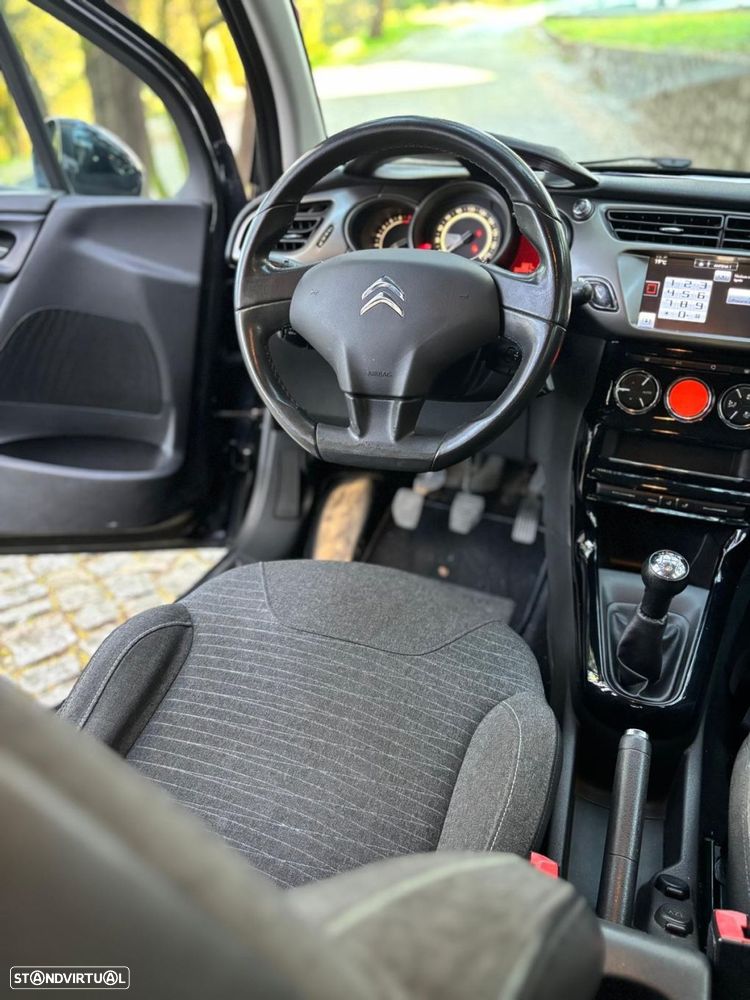 Citroën C3 1.2 PureTech Attraction - 14