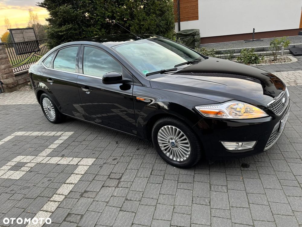 Ford Mondeo 2.0 Ghia - 35