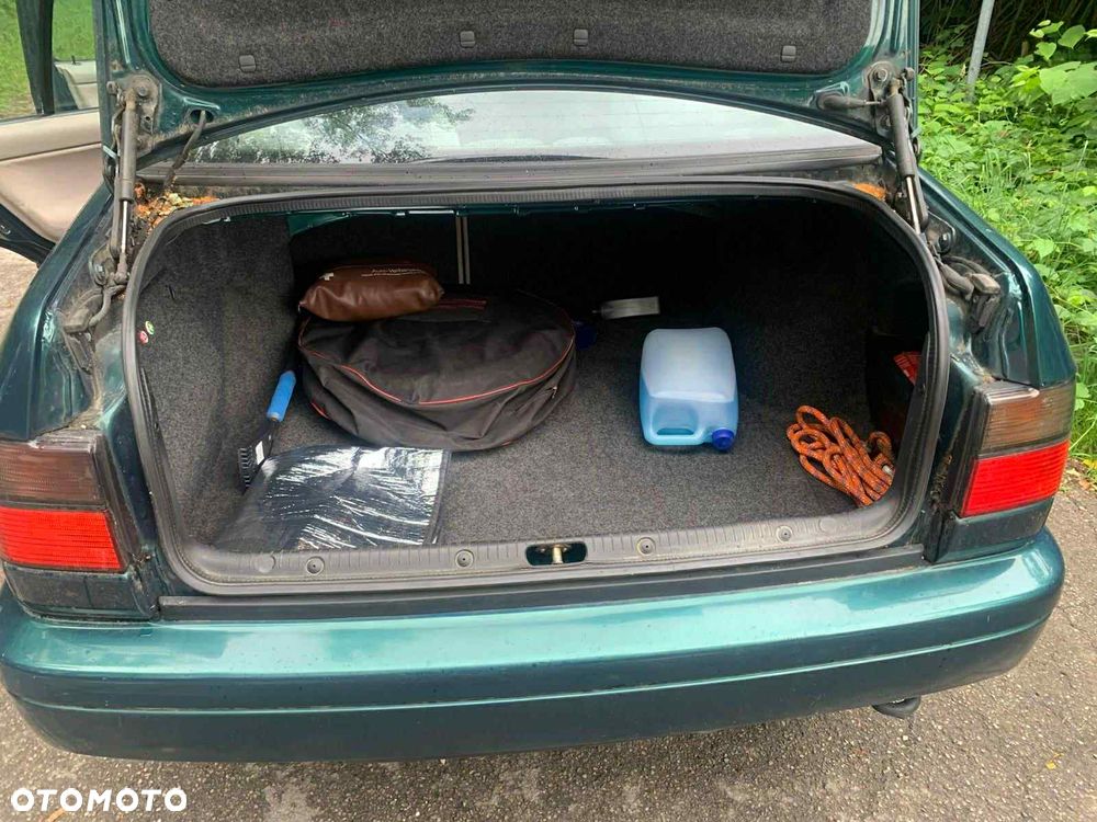 Volkswagen Vento - 6