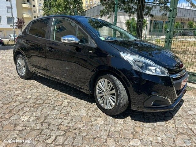 Peugeot 208 1.6 BlueHDi Style - 7