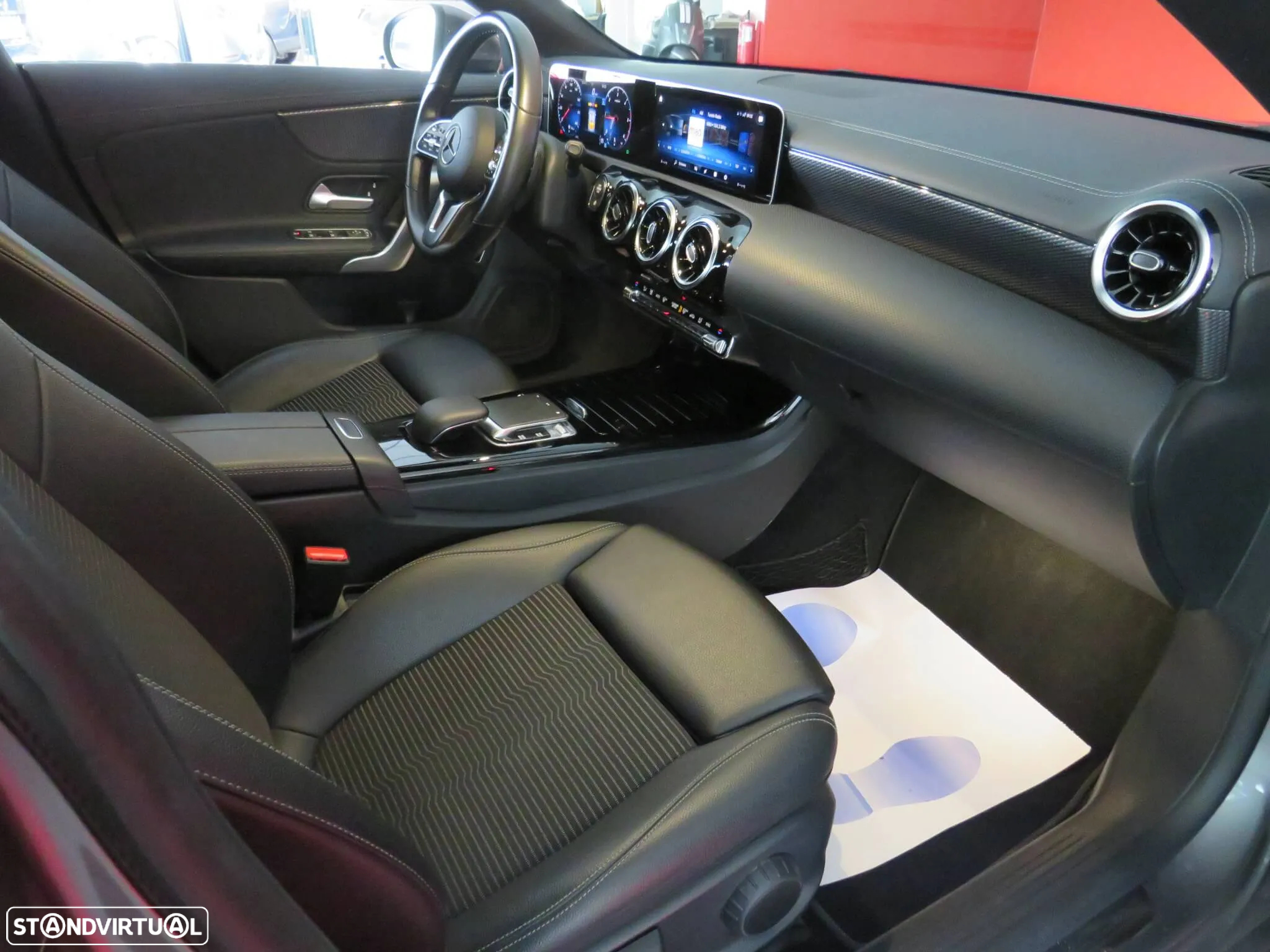 Mercedes-Benz CLA 180 d Business Solutions Aut. - 28