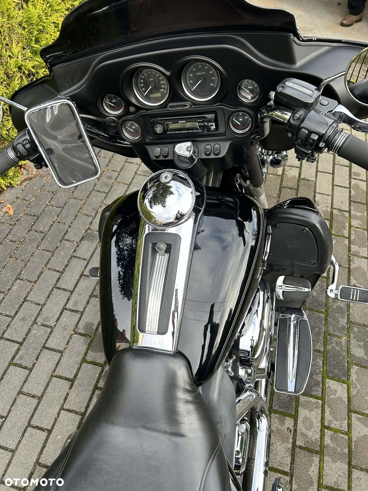 Harley-Davidson FLH Electra Glide - 6