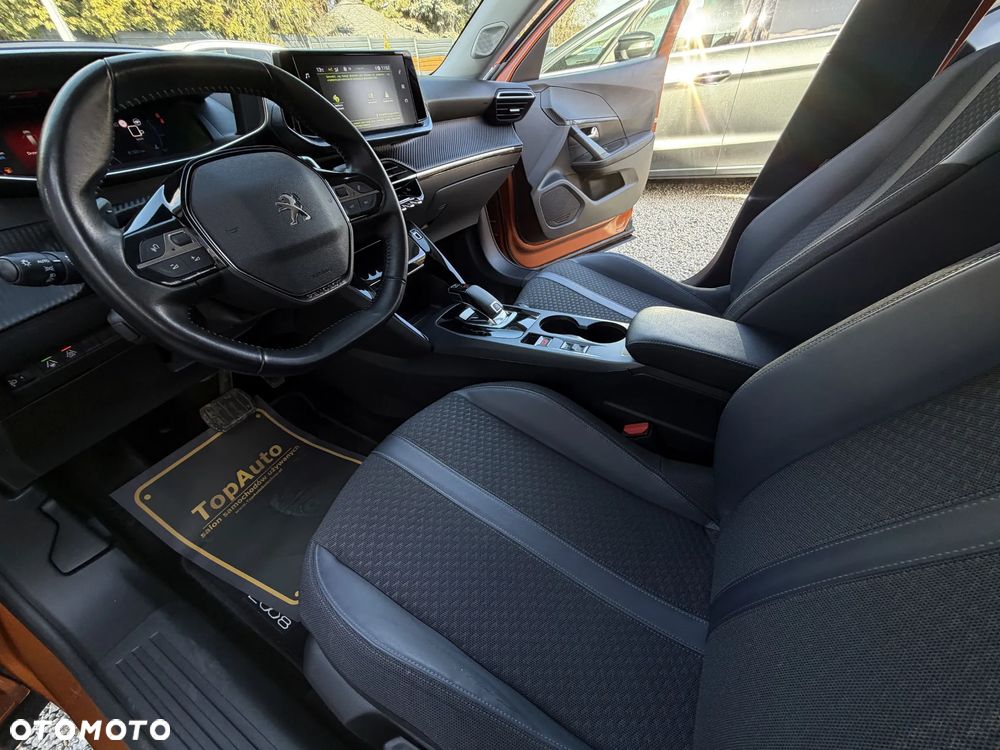 Peugeot 2008 1.5 BlueHDi Allure Pack S&S EAT8 - 19