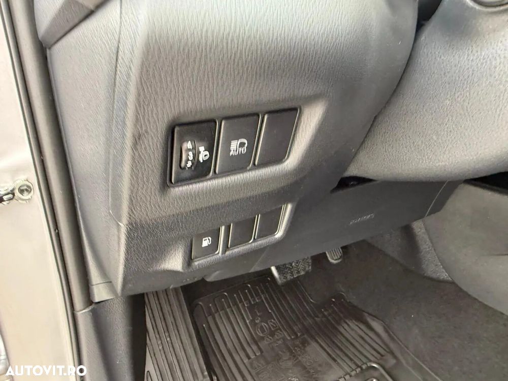 Toyota C-HR 1.8 HSD 122 CP 4x2 CVT Core - 25
