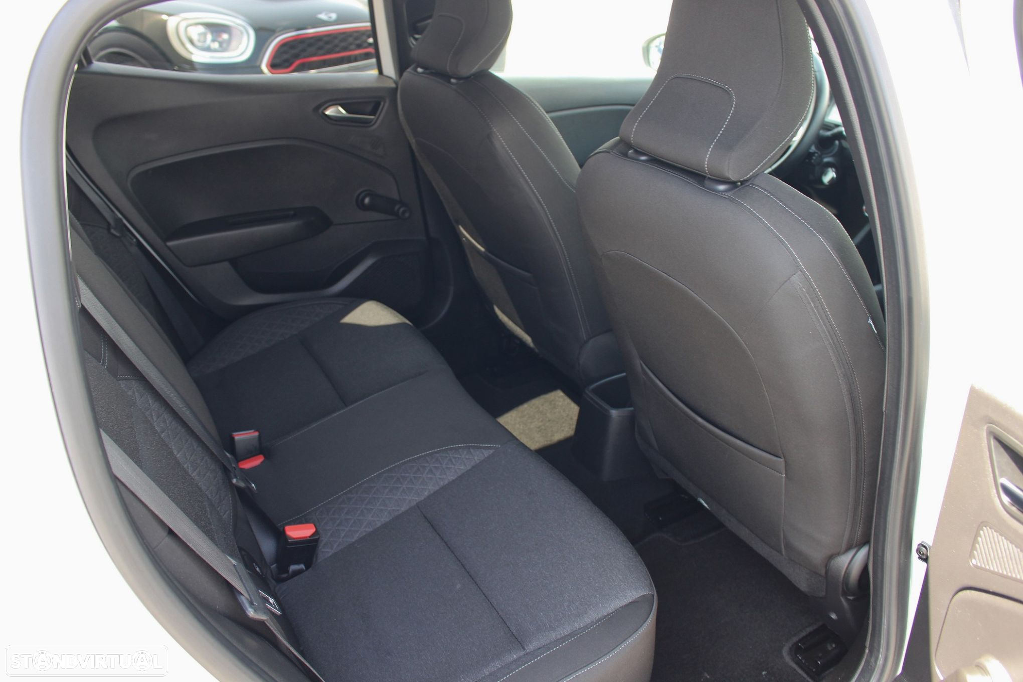 Renault Clio 1.5 Blue dCi Intens - 38