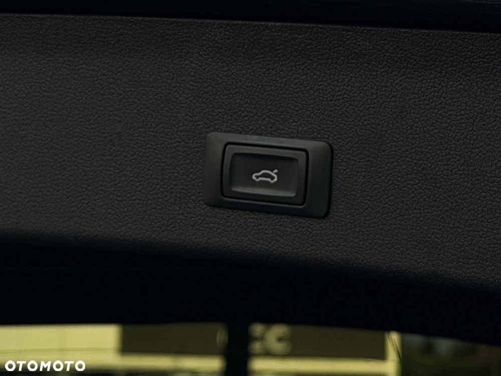 Audi A4 Avant 2.0 TDI DPF Ambition - 24