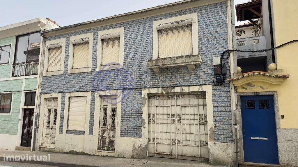 Moradia para remodelar em pleno Monte dos Burgos - Grande imagem: 3/10