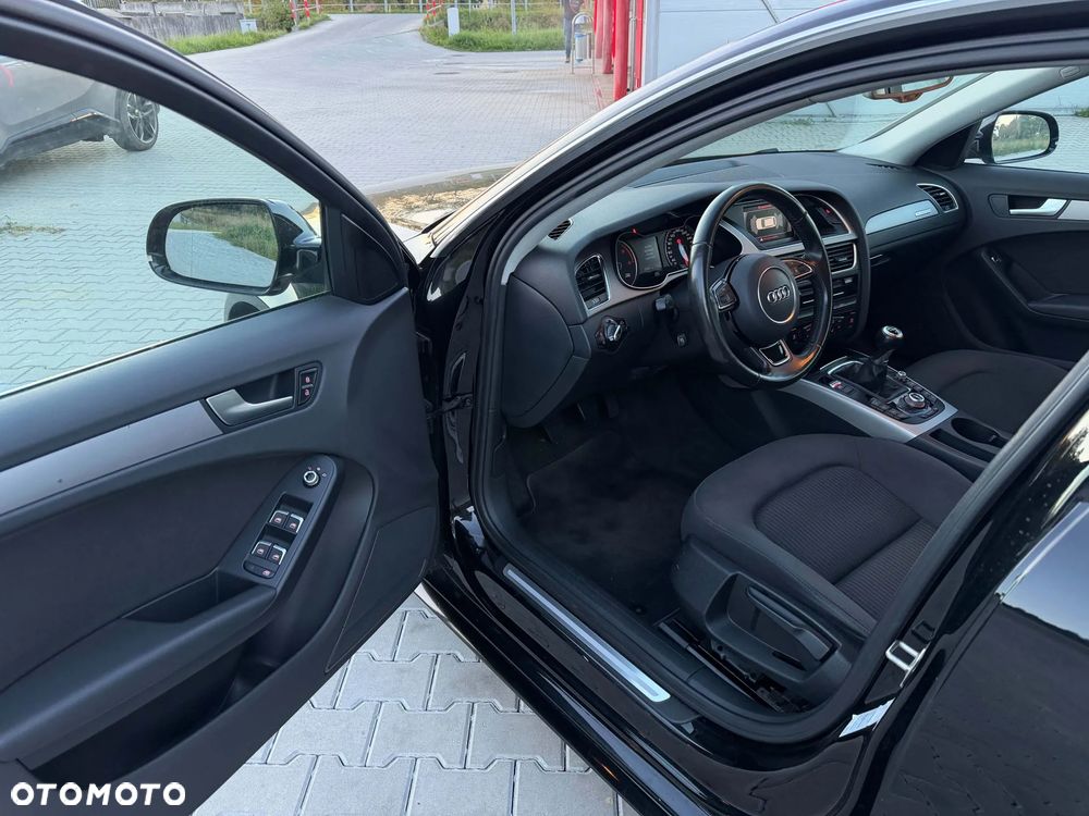 Audi A4 Avant 2.0 TDI DPF quattro Attraction - 9